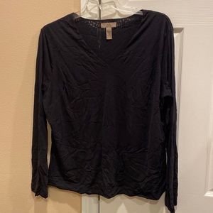 i.e. WOMAN v-neck long-sleeved top